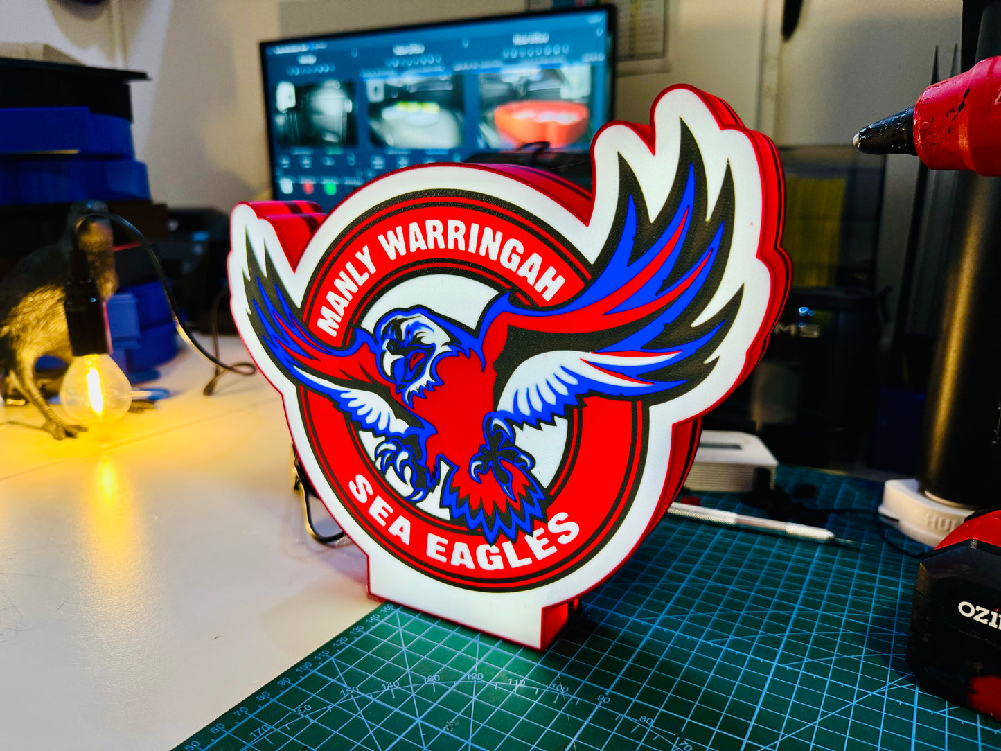 Manly Sea Eagles Logo - Light Up Sign - USB Powered - Michael's 3D World