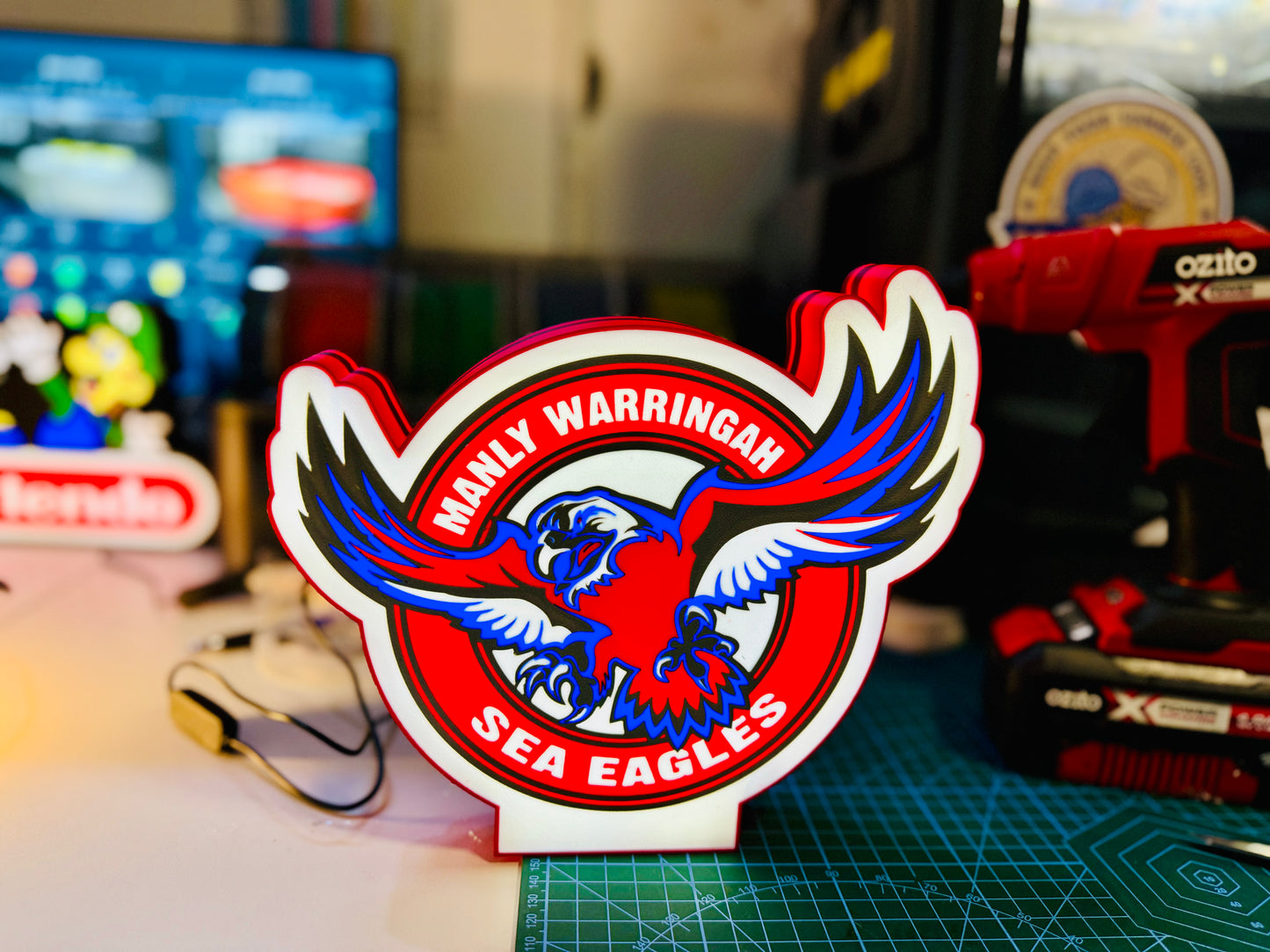 Manly Sea Eagles Logo - Light Up Sign - USB Powered - Michael's 3D World