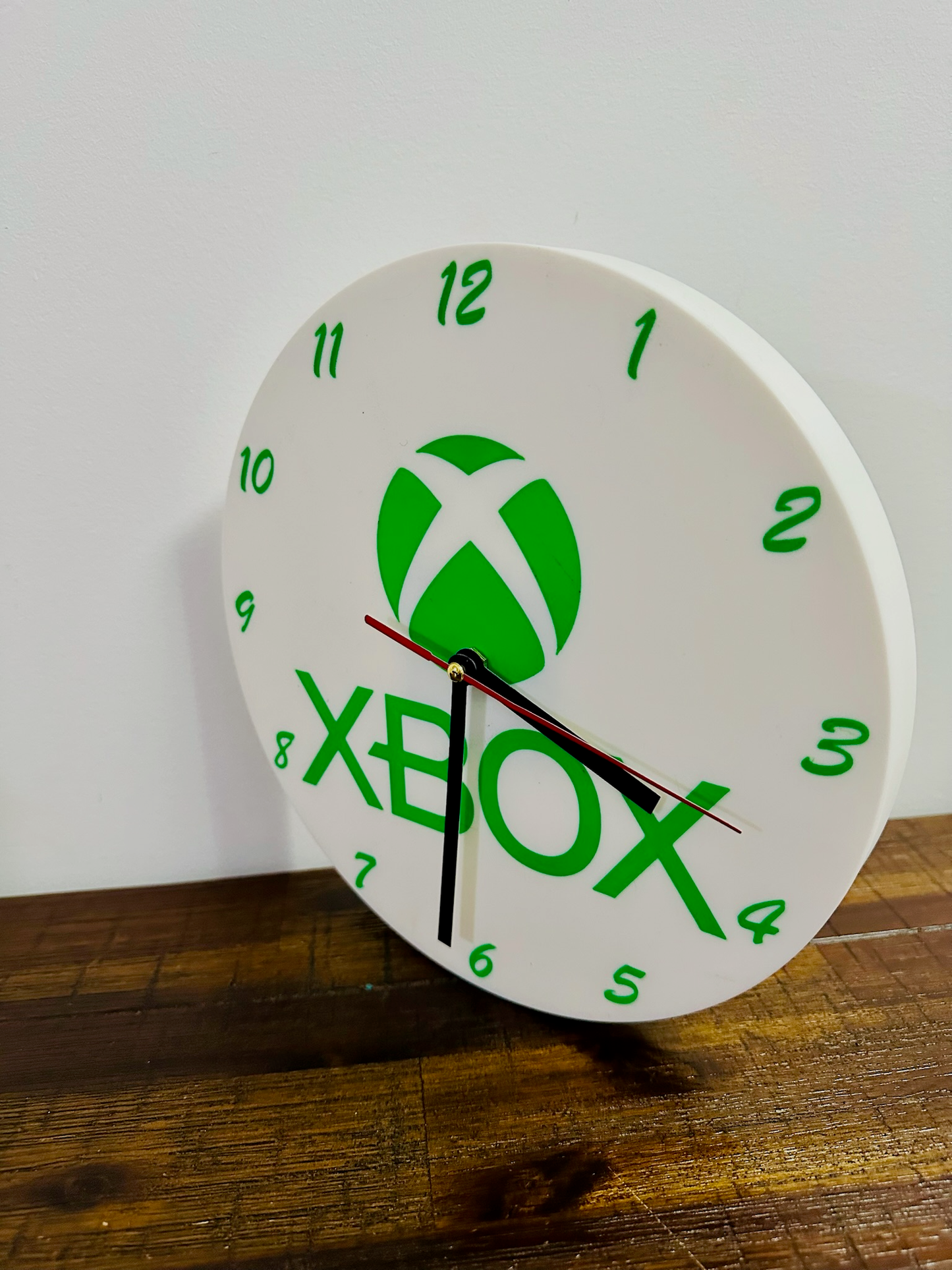 Xbox Clock - Silent Mechanism and easy to hang