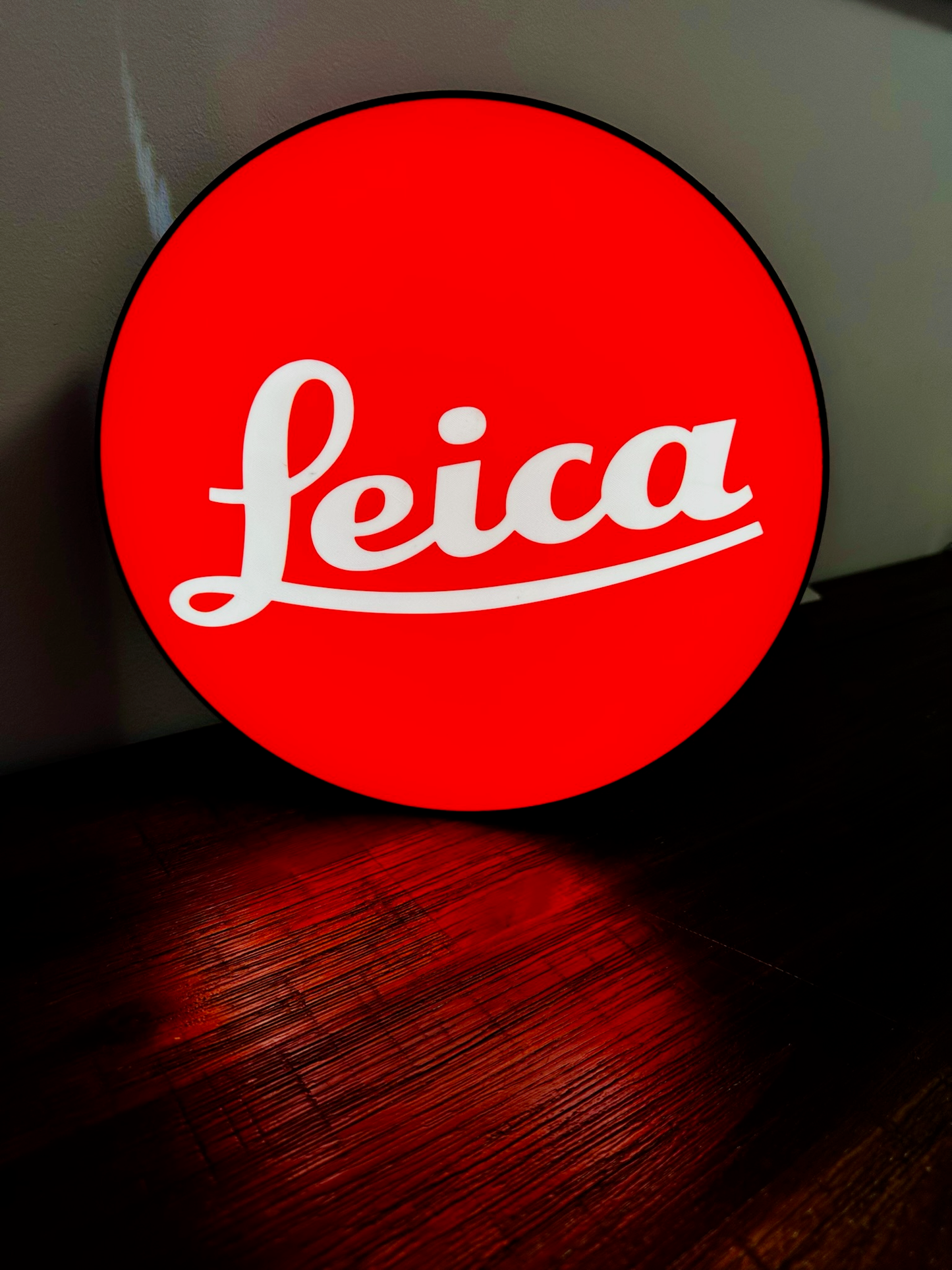 Leica - Camera Brand Logo - Light Up Logo/Wall Art