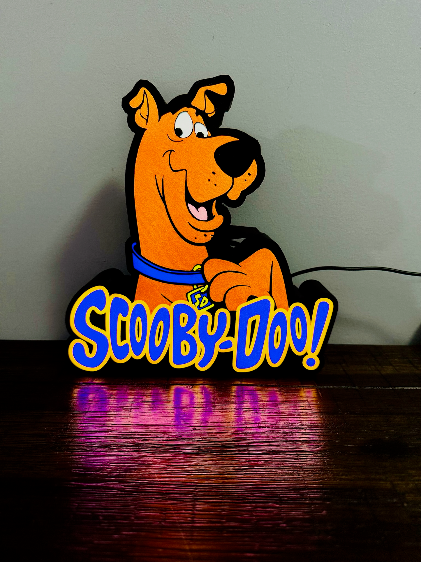 Scooby Doo y logotipo: letrero iluminado con alimentación por USB