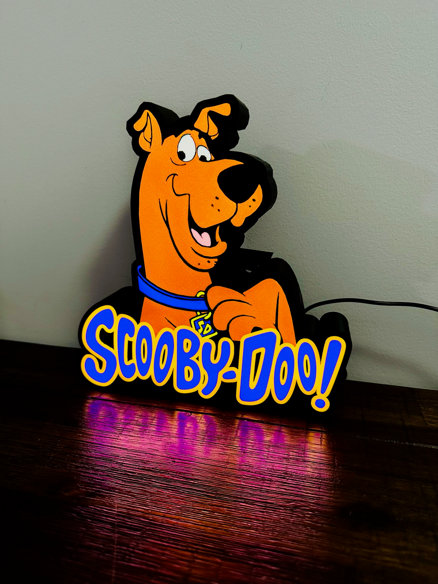 Scooby Doo y logotipo: letrero iluminado con alimentación por USB