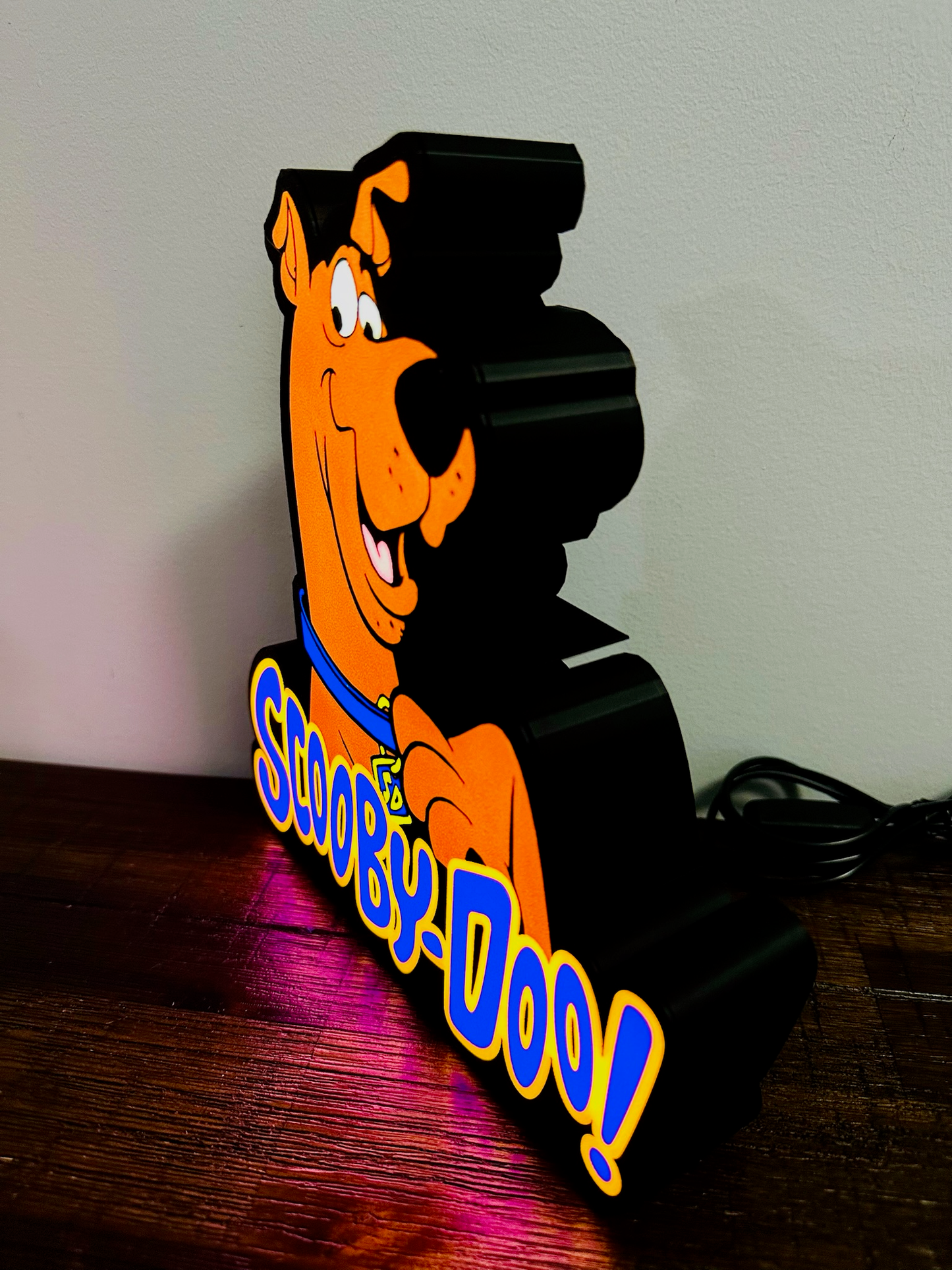 Scooby Doo y logotipo: letrero iluminado con alimentación por USB