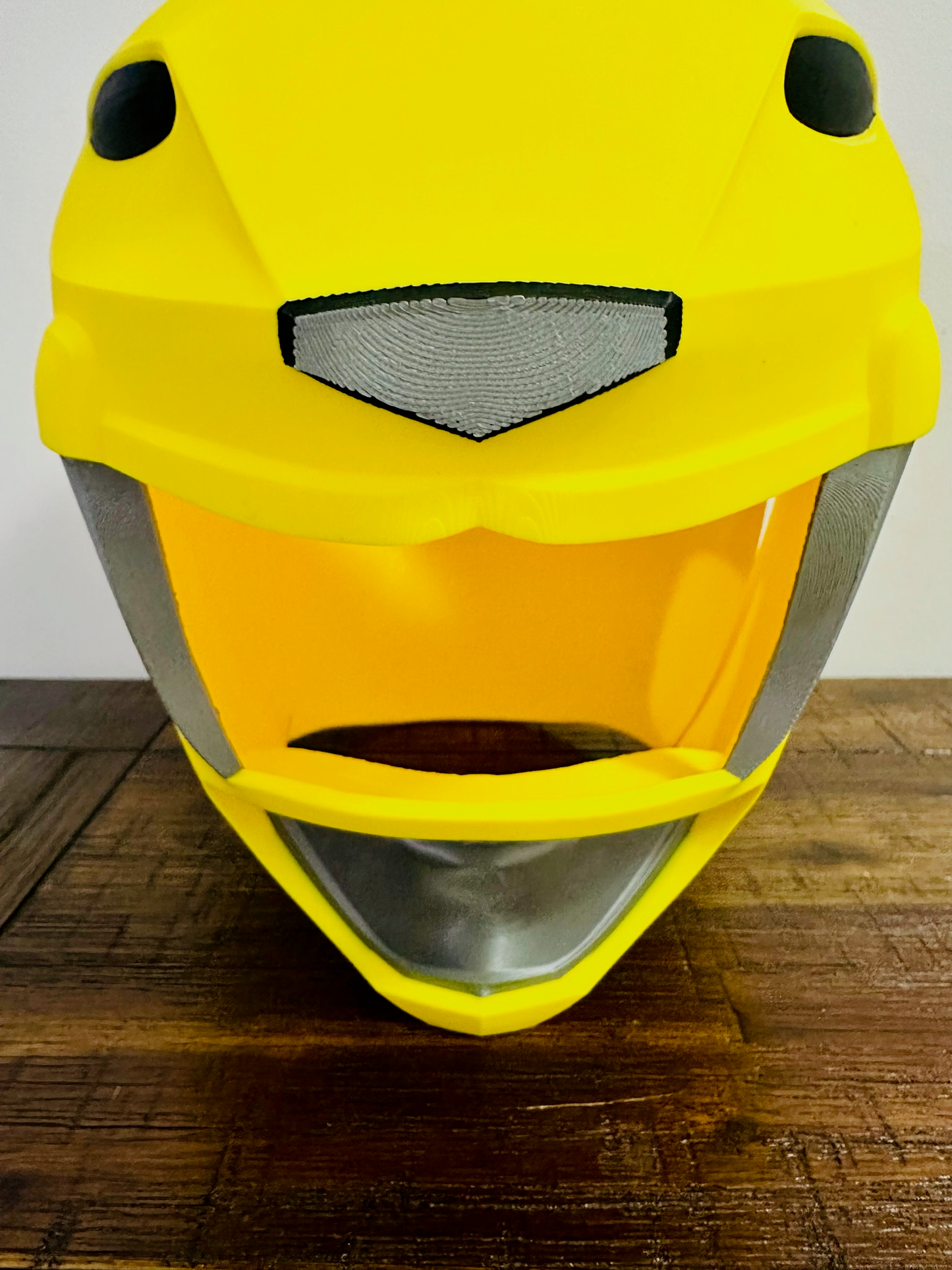 Yellow Mighty Morphin Power Rangers Helmet - Cosplay Kit / Full Size Decoration