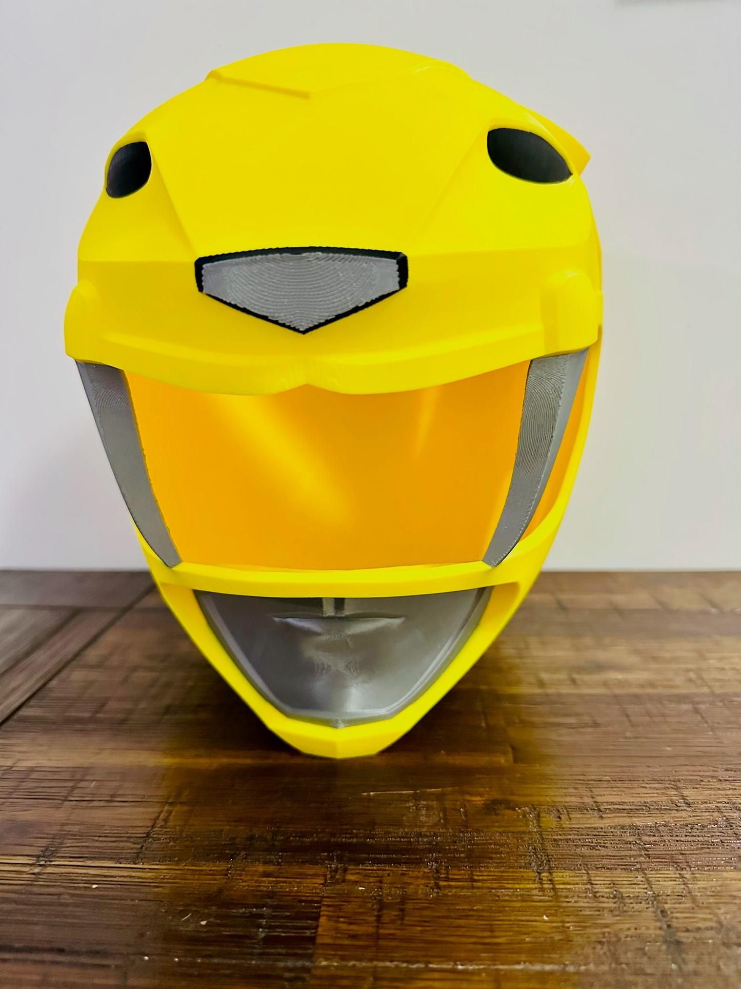 Yellow Mighty Morphin Power Rangers Helmet - Cosplay Kit / Full Size Decoration