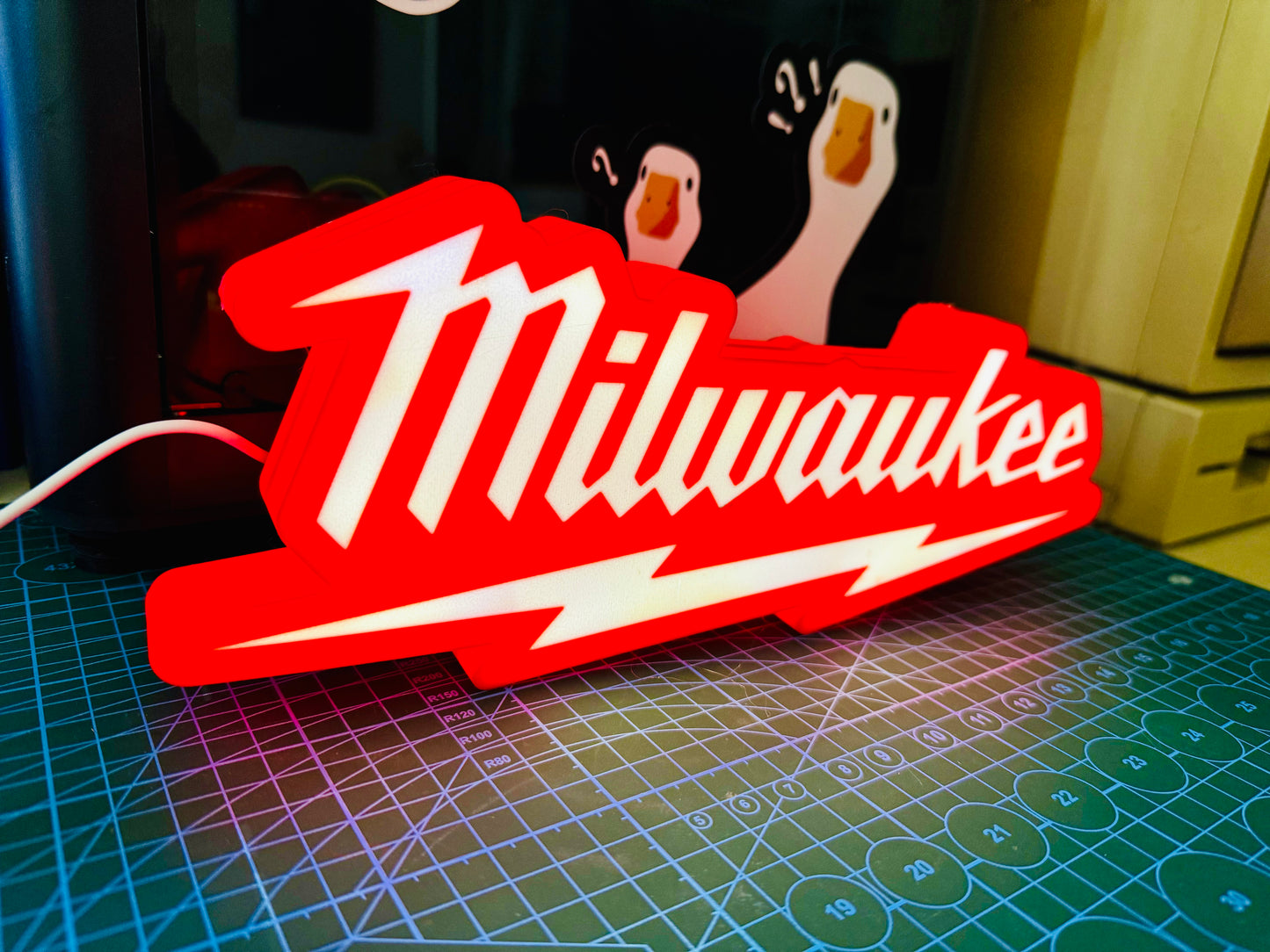 Milwaukee Logo - Light up sign - USB Powered - Michael's 3D World