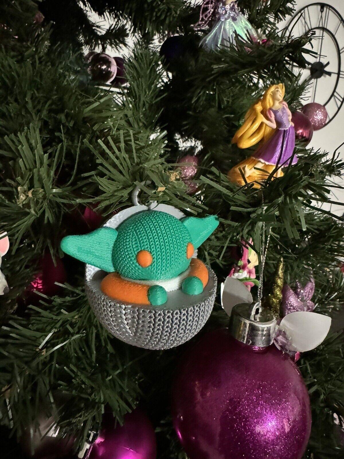 Grogu Knitted-look Christmas Ornament/Decoration - Baby Yoda In Capsule - New - Michael's 3D World