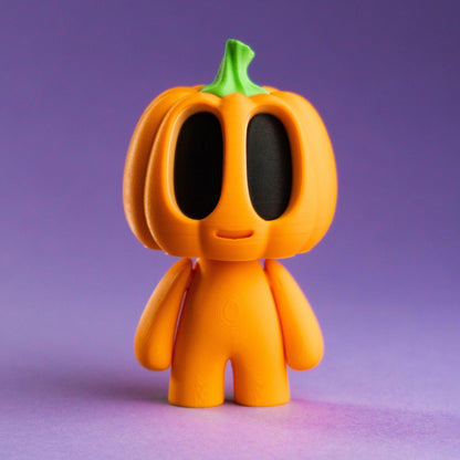Cute Set of 3x Mini Pumpkin Figures & Accessories (including ghost costume, knife & candle!) - Michael's 3D World