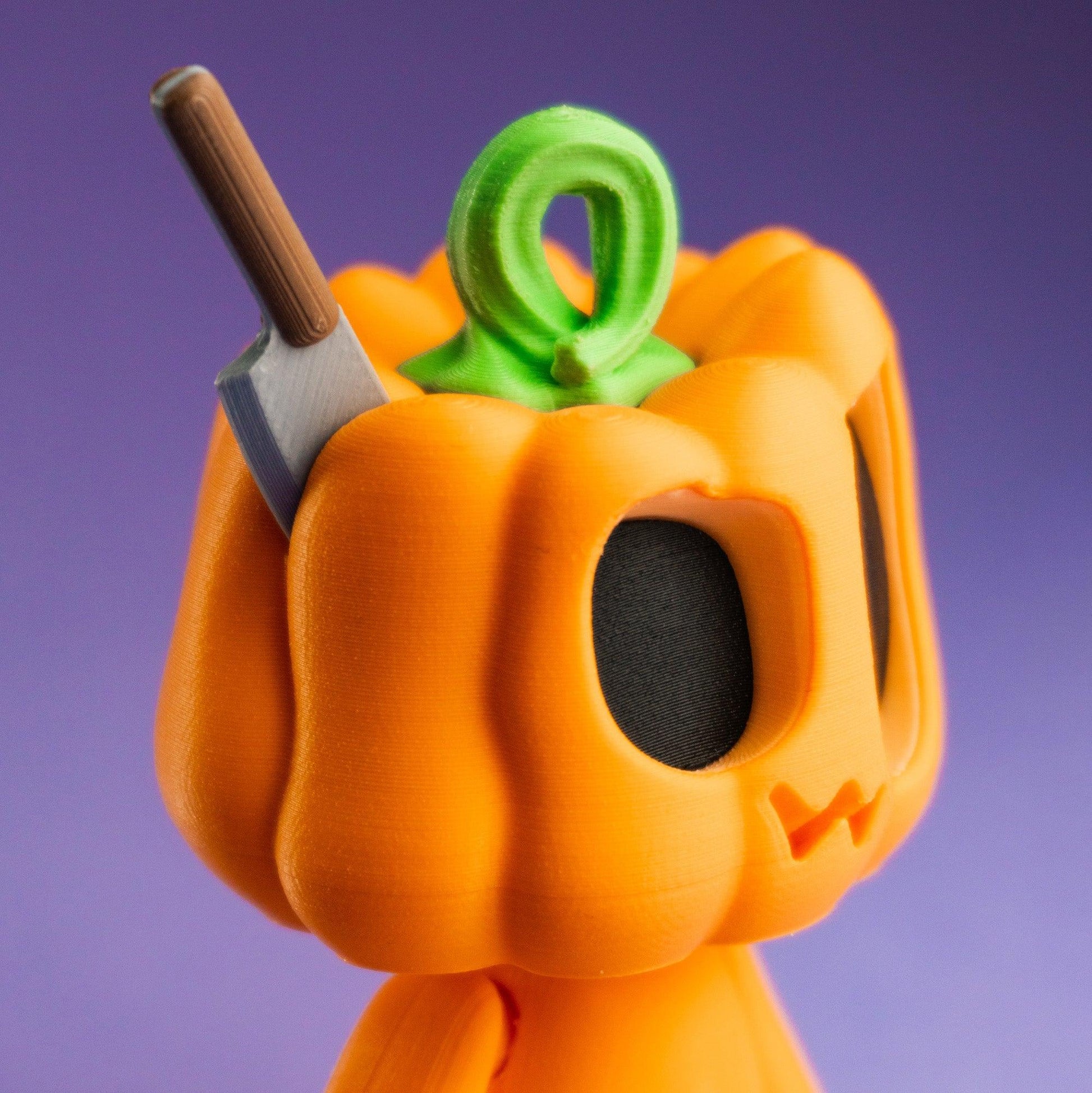 Cute Set of 3x Mini Pumpkin Figures & Accessories (including ghost costume, knife & candle!) - Michael's 3D World