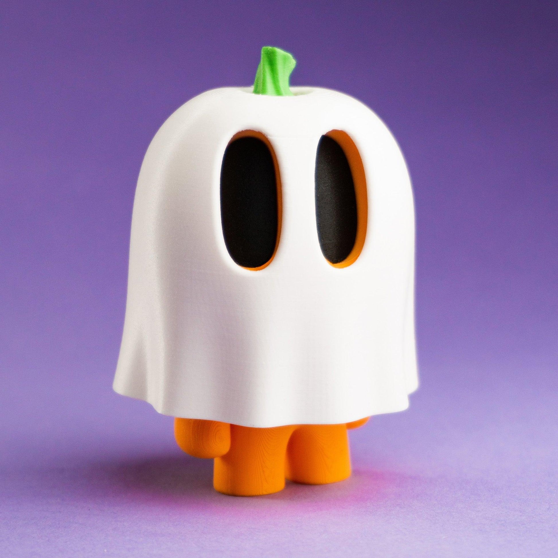 Cute Set of 3x Mini Pumpkin Figures & Accessories (including ghost costume, knife & candle!) - Michael's 3D World