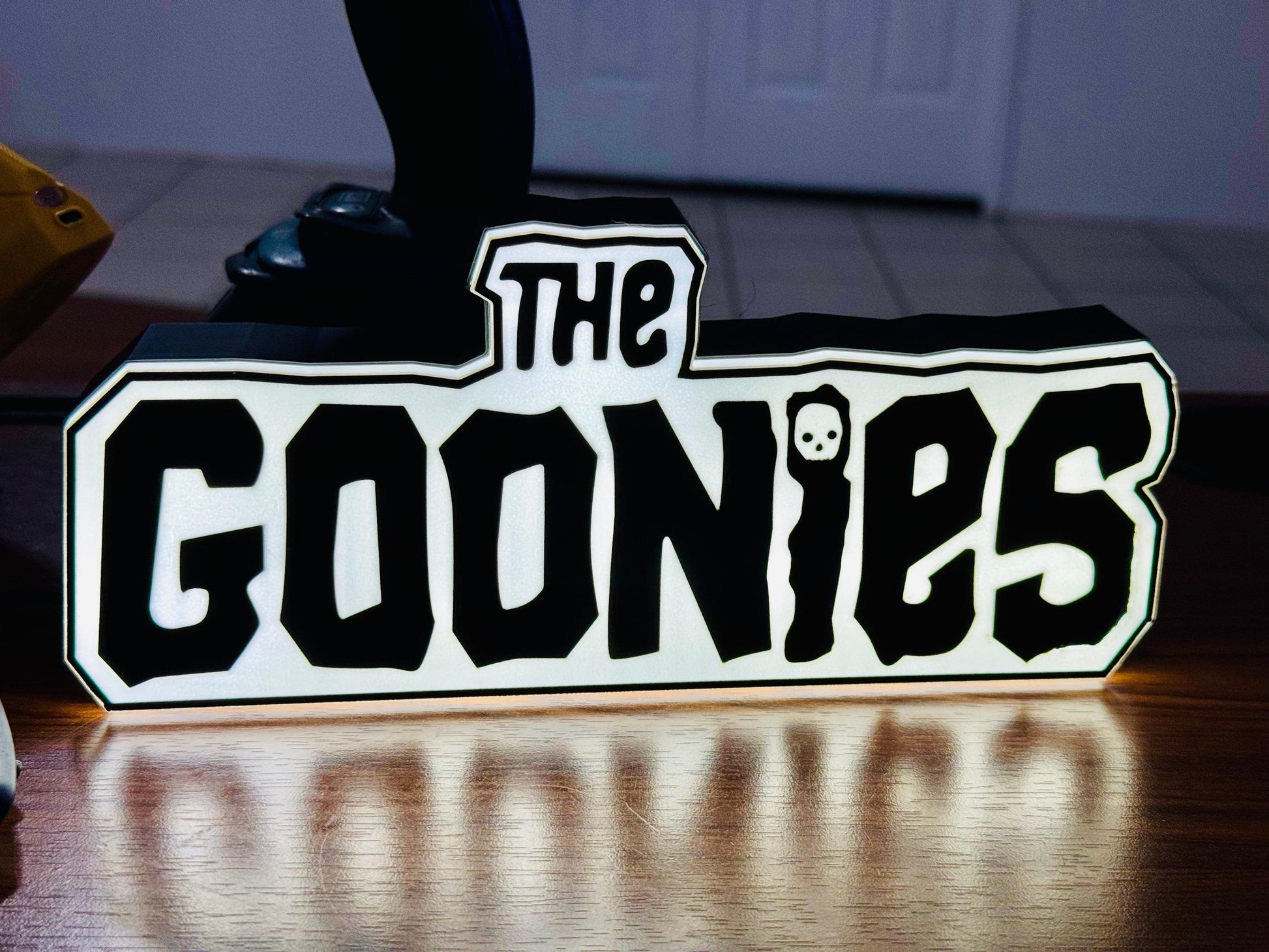 The Goonies - Black & White Light Up Sign / Night Light - USB Powered - Michael's 3D World
