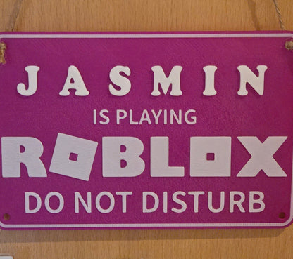 ... spielt Roblox Benutzerdefiniertes Namensschild