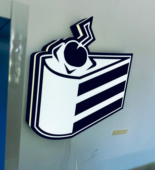 The cake is a lie! But this portal light isnt! - Michael's 3D World