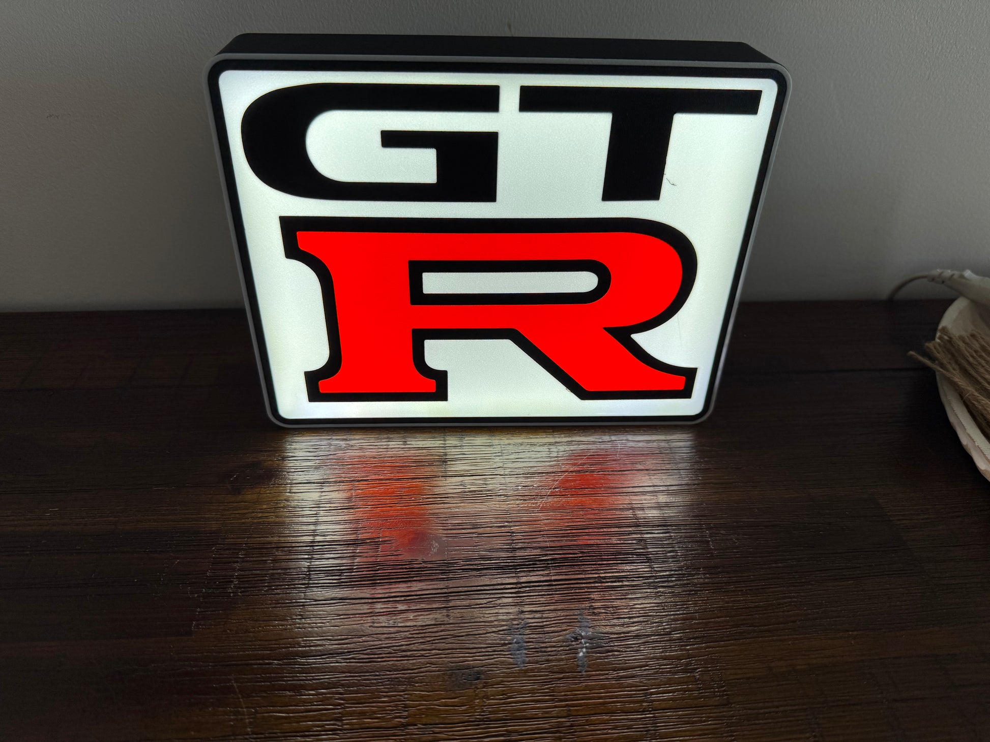 Nissan GT-R Logo - Light up sign - USB Powered