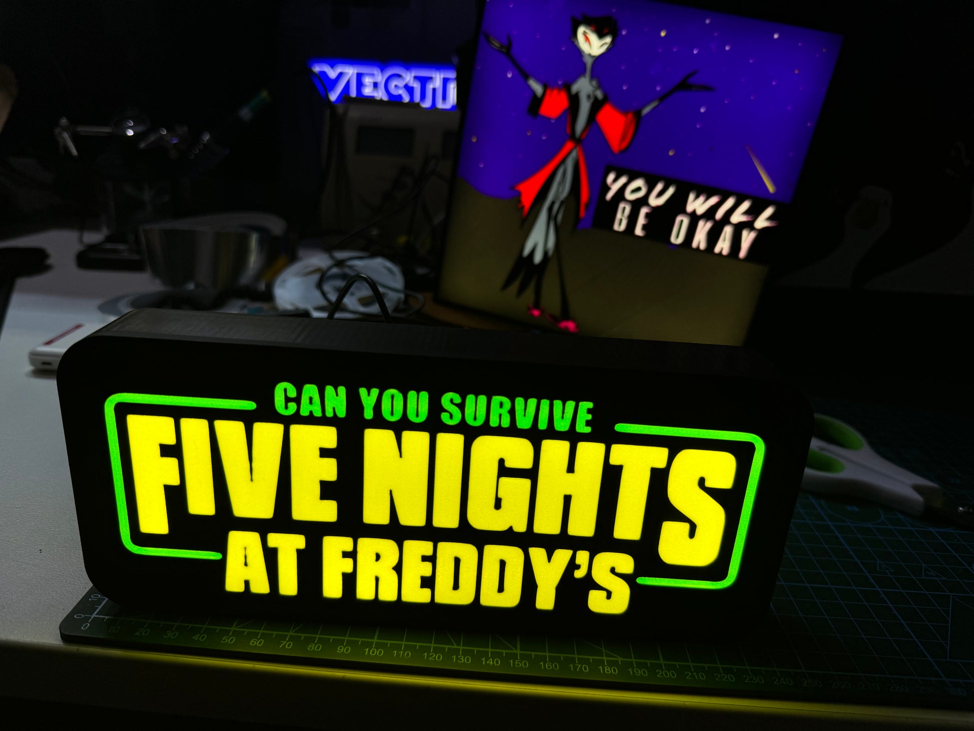 Can You Survive Five Nights at Freddy's - USB Light Up Sign / Night light (FNAF) - Michael's 3D World