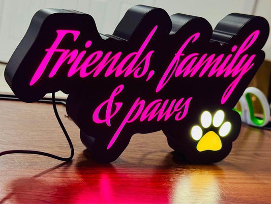 Light up: Friends, Family & Paws - Michael's 3D World